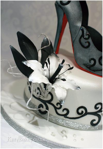 Silver shoe cake  - Cake by Katy Davies