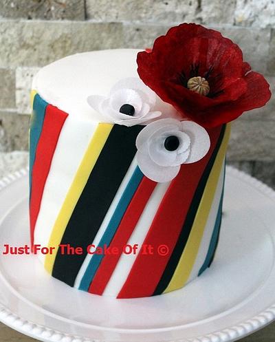 Wafer "poppy" and stripes - Cake by Nicole - Just For The Cake Of It