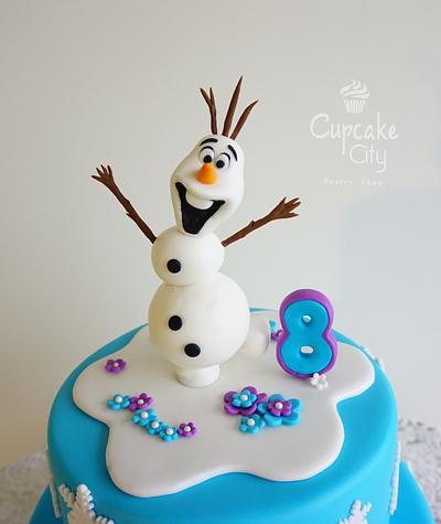 Olaf topper - Cake by CupcakeCity