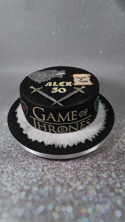 Game of thrones - Cake by Julie Johnson