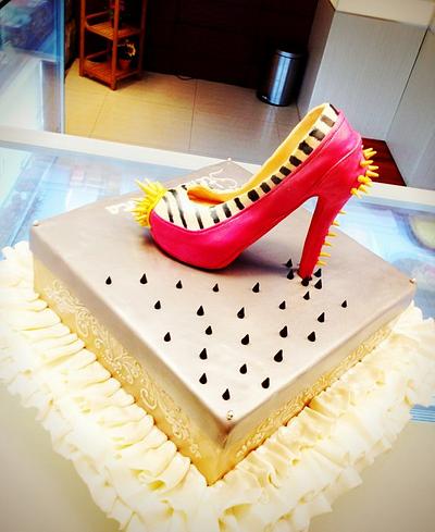 High Heel Shoe Cake - Cake by three lights cakes