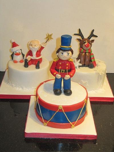 christmas cakes  - Cake by d and k creative cakes