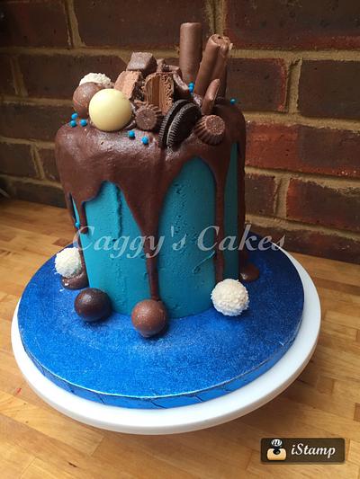 Chocolate drip cake - Cake by Caggy