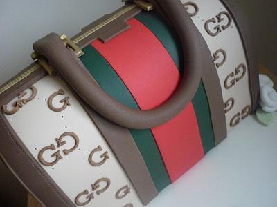 Gucci handbag cake - Cake by Isabelle Bambridge