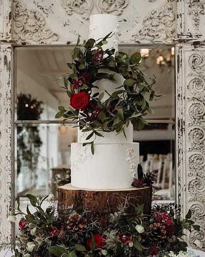 Rustic winter wedding cake - Cake by Jo