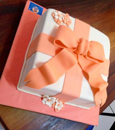 Cake Present for Mom - Cake by N&N Cakes (Rodette De La O)