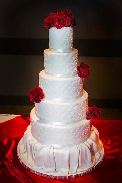 All white wedding Cake - Cake by YourCakeDiva