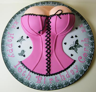 Basque Cake with Airbrushing - Cake by Mandy's Sugarcraft