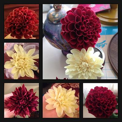 My little Chrysanthemum and Dahlia Madness - Cake by Lisa Templeton