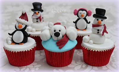 Christmas Cupcakes  - Cake by Lynette Brandl