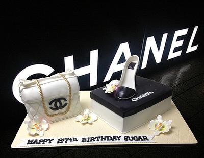 Chanel - Cake by MsTreatz