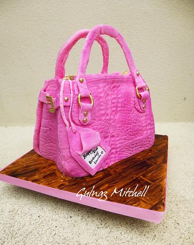 The pink bag cake - Cake by Gulnaz Mitchell