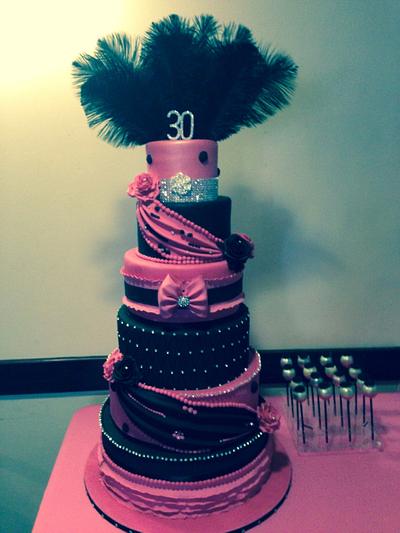 30th glam cake - Cake by Nina