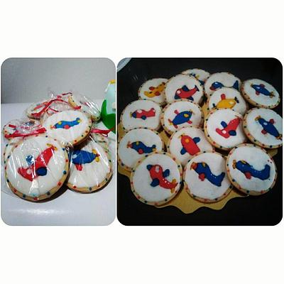 Galletas decoradas con aviones - Cake by Tata Postres y Tortas