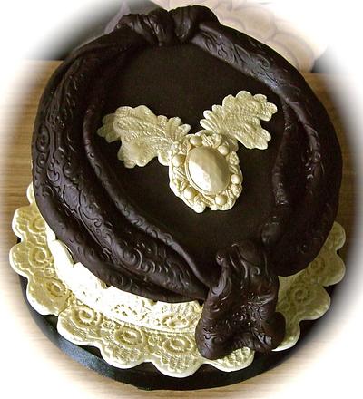 Brooch cake - Cake by Vanessa 