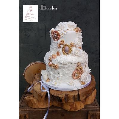 Weddingcake vintage bas relief - Cake by Judith-JEtaarten