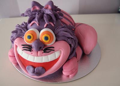 the cheshire cat from alice in wonderland - Cake by nicola thompson