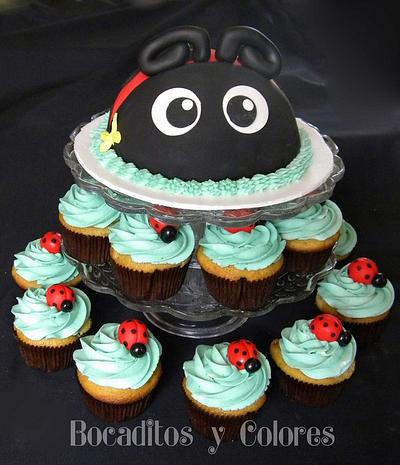 Ladybug cupcake tower - Cake by Erika Valverde