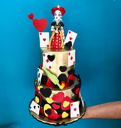 Queen of hearts ( Reyna de corazones ♥️) - Cake by Dulcemantequilla