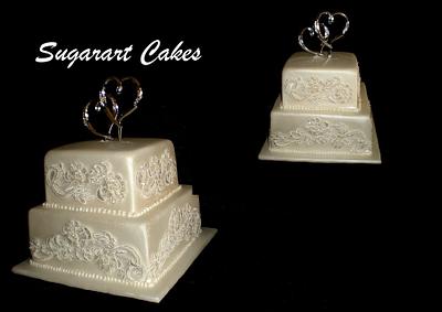 pearl and lace pearl sheen  - Cake by Sugarart Cakes
