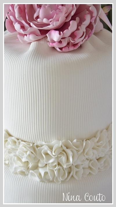 Wedding cake  - Cake by Nina Couto