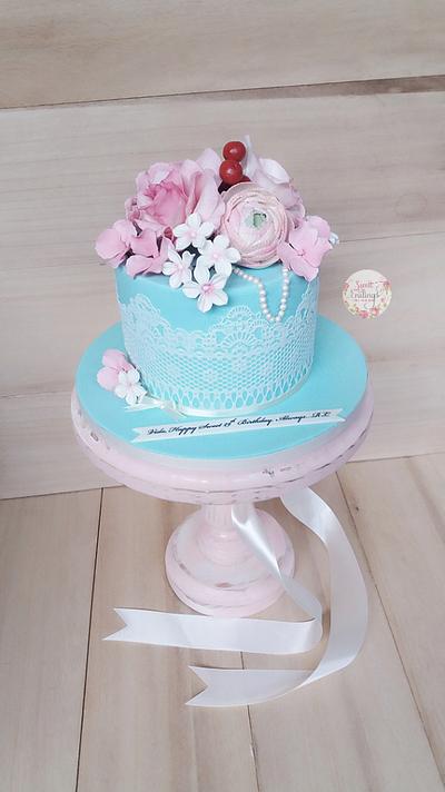 Sugar flower bouquet - Cake by Lulu Goh
