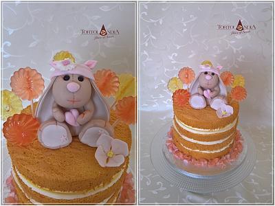 Naked cake with bunny - Cake by Tortolandia