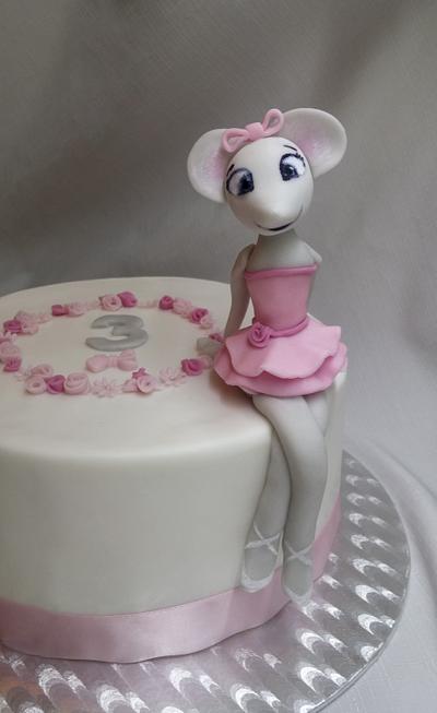 Angelina Ballerina - Cake by Iva