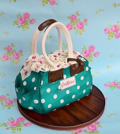 Teal handbag cake - Cake by Karen Keaney