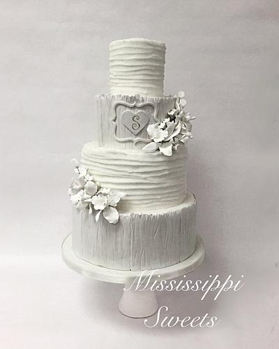 White Rustic  - Cake by Mississippi Sweets