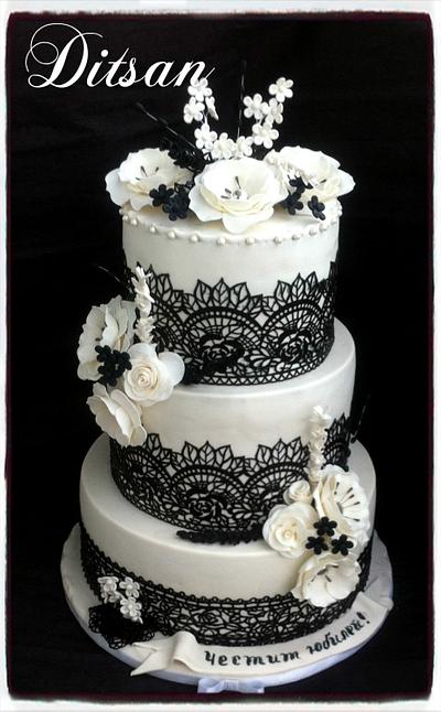 Black and white for 50th jubilee - Cake by Ditsan