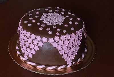Small pink flowers - Cake by Anka