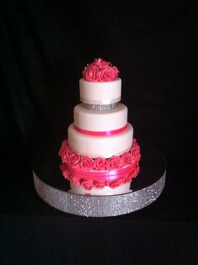 Rose wedding cake - Cake by Karens Crafted Cakes