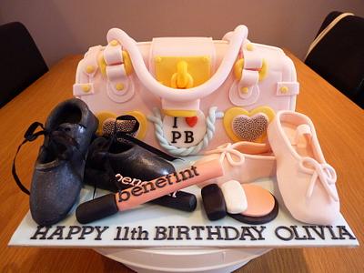 Pauls Boutique Bag - Cake by Sharon Todd