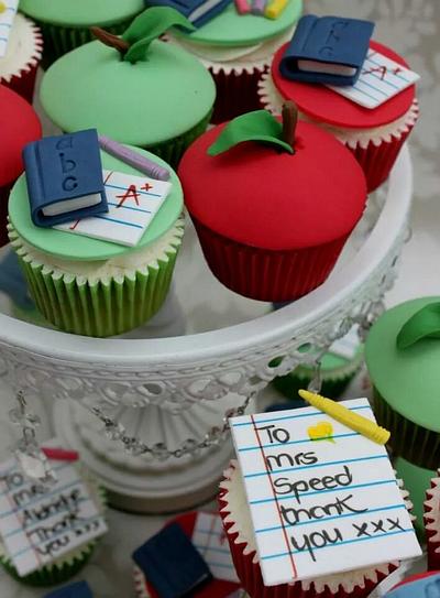 teacher cupcakes  - Cake by Lynette Brandl