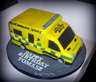 Ambulance Cake - Cake by Yummy Crummy Cakes
