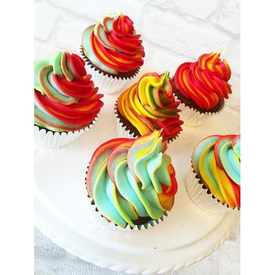 Rainbow Swirl Cupcakes - Cake by Beth Evans