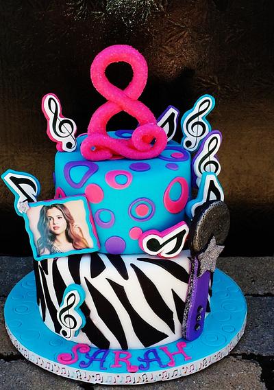 Selena Gomez Music Cake - Cake by Enza - Sweet-E