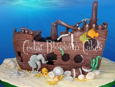 James's sunken boat - Cake by ozgirl39