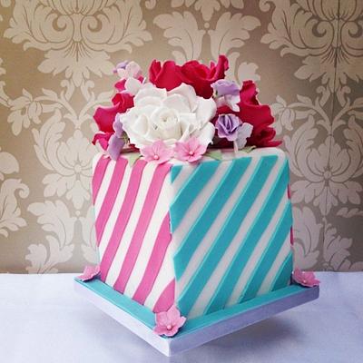 Contemporary stripes with sugar flowers - Cake by funkyfabcakes