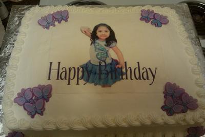 Little Girl's Birthday cake w/an edible image - Cake by Priscilla