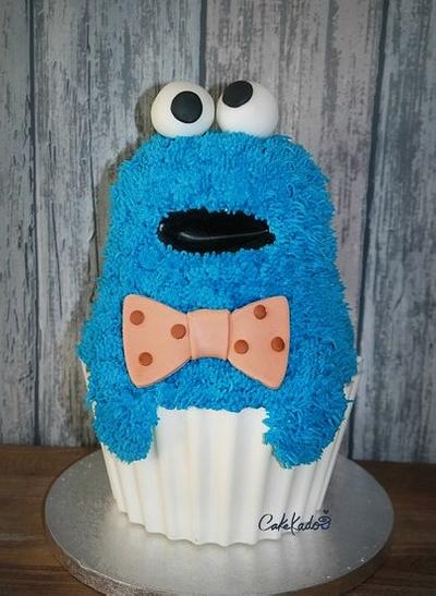 Giant cupcake cookie monster - Cake by Cakekado
