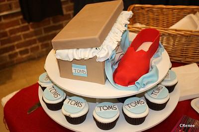 Tom's shoes - Cake by Sweet Compositions