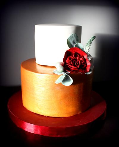 Bronze, white, red wedding cake - Cake by Anastasia Krylova