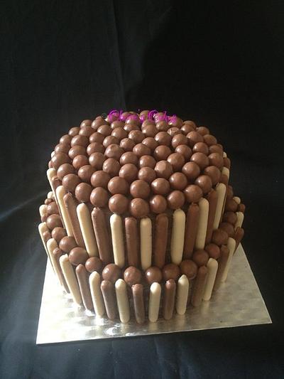 Chocolate heaven!! - Cake by Claire willmott