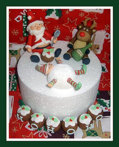 The Christmas Party - Cake by Jennifer Woracker