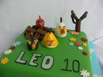 Angry Birds - Cake by Alison Kelly