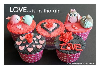 Story of the Love Birds~ - Cake by cupcakechums