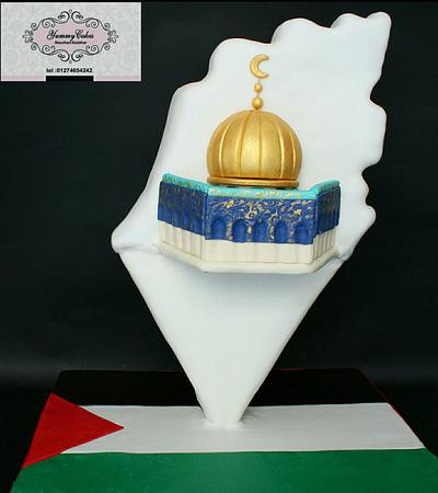 PALESTINE IN THE HEART collaboration  - Cake by yummycakesnourhan