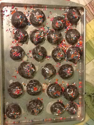 Mini Donut Glaze Balls - Cake by Cecilias_sweets